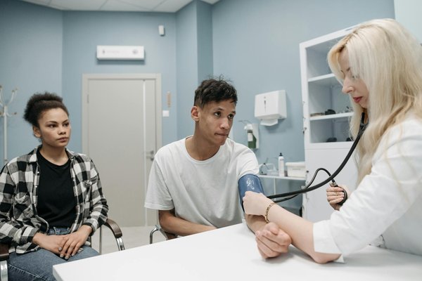 Quels sont les meilleurs conseils pour l'utilisation de coussins de soutien lombaire pendant la grossesse?